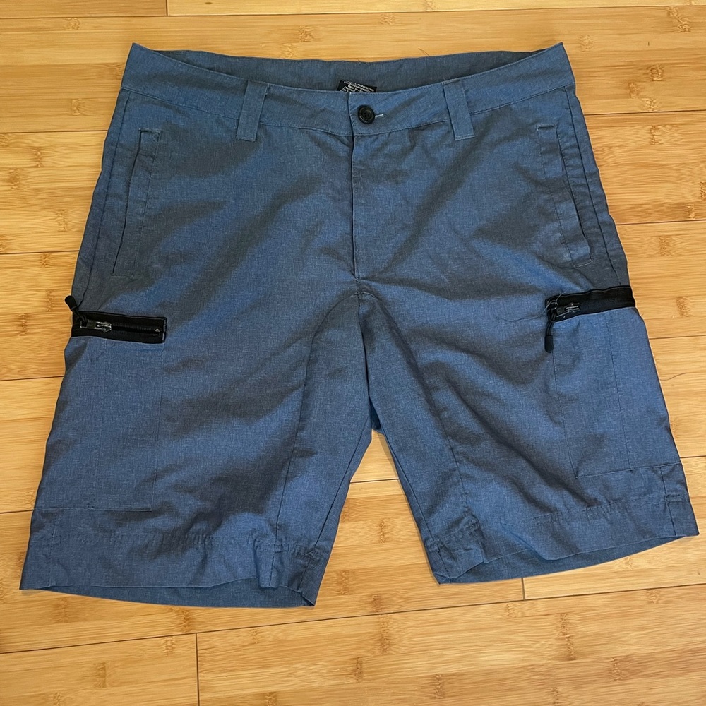 Athletic Shorts - Sleek Zipper Cargo 36” Waist